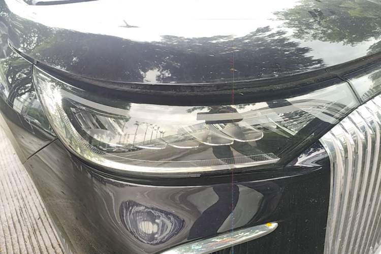 Used VOYAH Dream 2025 PHEV Four-Wheel-Drive Flagship Kunpeng Edition Right Front Headlight