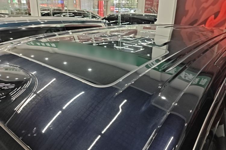 Used VOYAH Dream 2025 PHEV Four-Wheel-Drive Flagship Version – Qiankun Edition Roof