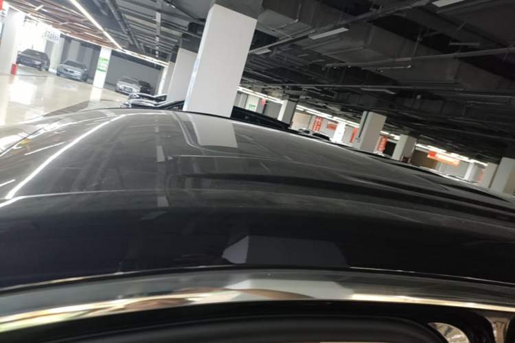 Used VOYAH Dream 2025 PHEV Four-Wheel-Drive Flagship Kunpeng Edition Roof