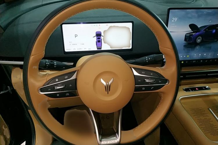 Used VOYAH Dream 2025 PHEV Four-Wheel-Drive Flagship Kunpeng Edition Steering Wheel