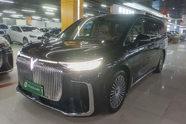 Used VOYAH Dream 2025 PHEV Four-Wheel Drive Prestige Kunpeng Edition