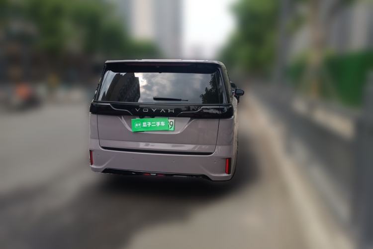 Used VOYAH Dream 2025 PHEV Four-Wheel-Drive Flagship Version – Qiankun Edition Rear Right 45 Deg