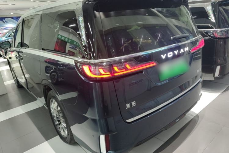 Used VOYAH Dream 2025 EV Four-Wheel-Drive Flagship Qiankun Version Exterior 2