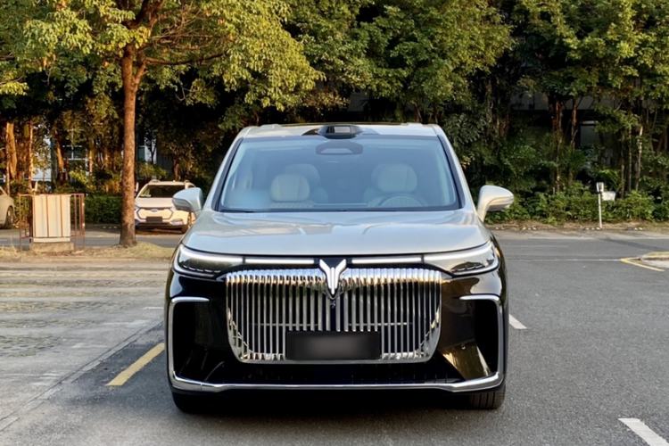 Used VOYAH Dream 2025 PHEV Four-Wheel-Drive Flagship Version – Qiankun Edition Exterior 4