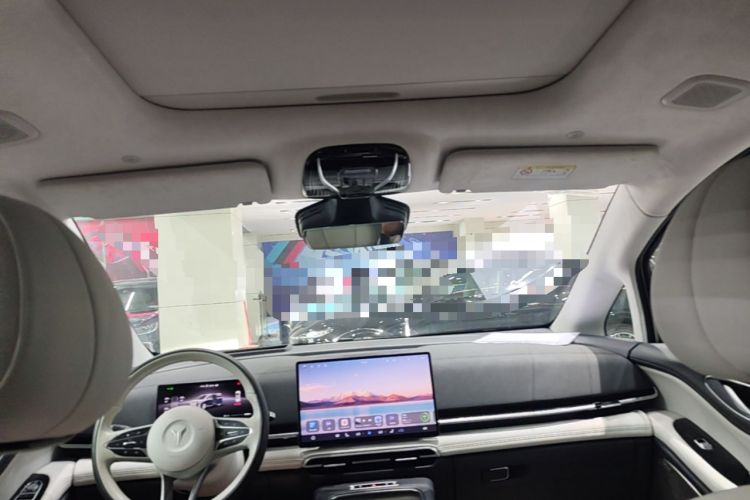 Used VOYAH Dream 2025 EV Four-Wheel-Drive Flagship Qiankun Version Headliner