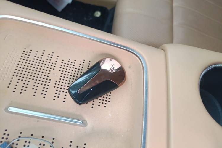 Used VOYAH Dream 2025 PHEV Four-Wheel-Drive Flagship Version – Qiankun Edition Vehicle Key
