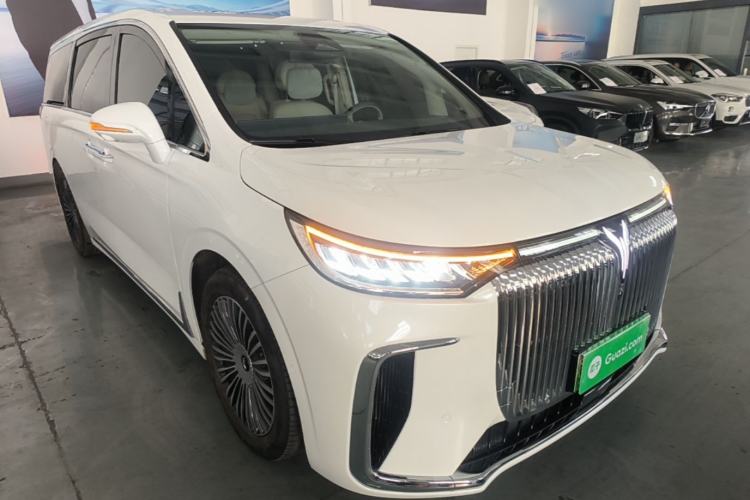 Used VOYAH Dream 2025 PHEV Four-Wheel Drive Prestige Kunpeng Edition Exterior 1