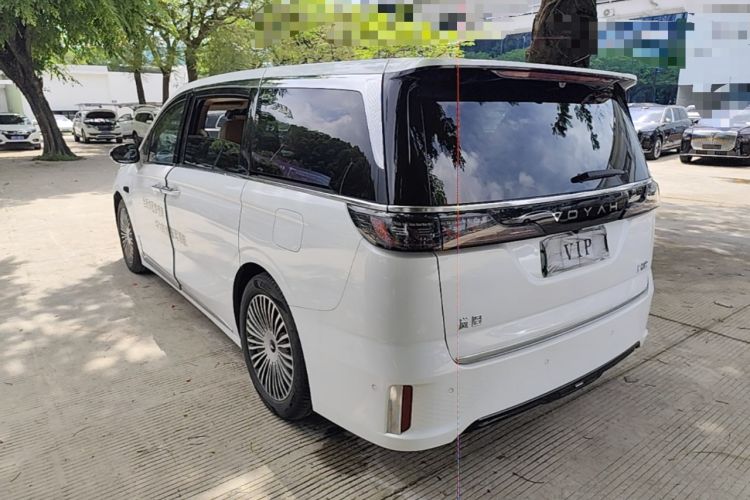 Used VOYAH Dream 2025 PHEV Four-Wheel-Drive Flagship Version – Qiankun Edition Exterior 2
