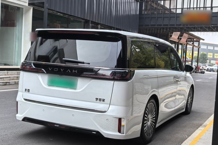 Used VOYAH Dream 2025 PHEV Four-Wheel-Drive Flagship Kunpeng Edition Exterior 3