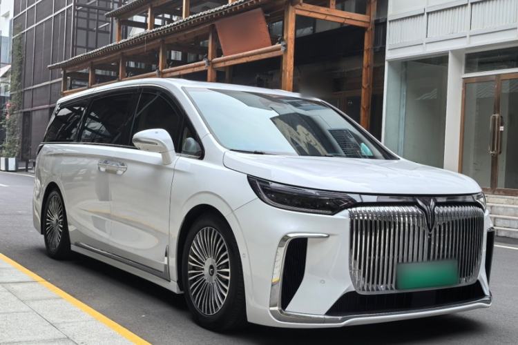 Used VOYAH Dream 2025 PHEV Four-Wheel-Drive Flagship Kunpeng Edition Exterior 6