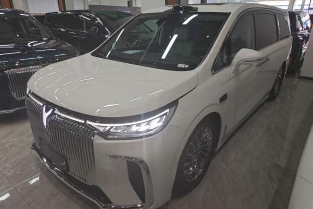 Used VOYAH Dream 2025 PHEV Four-Wheel-Drive Flagship Version – Qiankun Edition