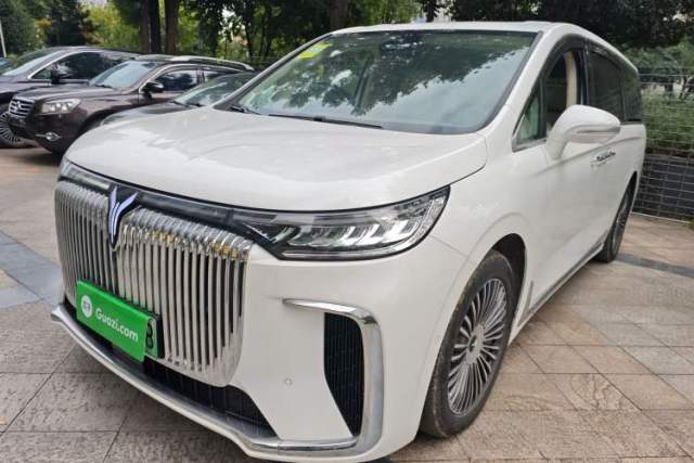 Used VOYAH Dream 2025 PHEV Four-Wheel Drive Prestige Kunpeng Edition