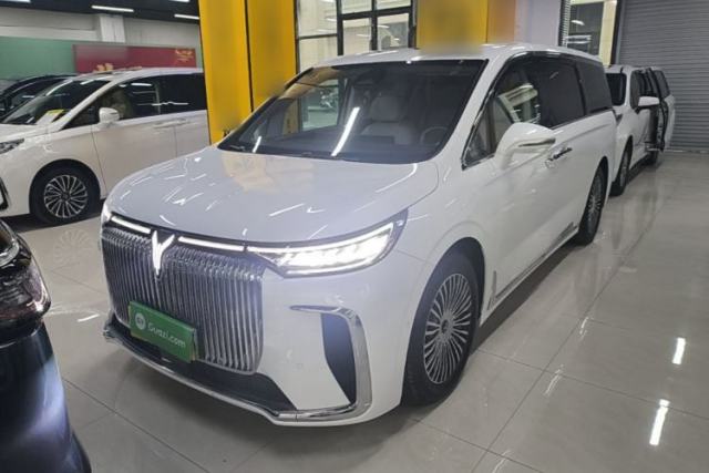 Used VOYAH Dream 2025 PHEV Four-Wheel Drive Prestige Kunpeng Edition