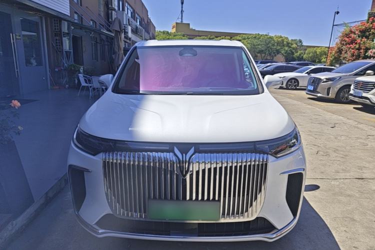 Used VOYAH Dream 2025 PHEV Four-Wheel-Drive Flagship Kunpeng Edition Front