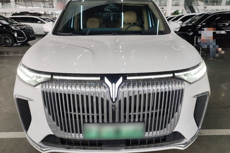 Used VOYAH Dream 2025 PHEV Four-Wheel Drive Prestige Kunpeng Edition Front