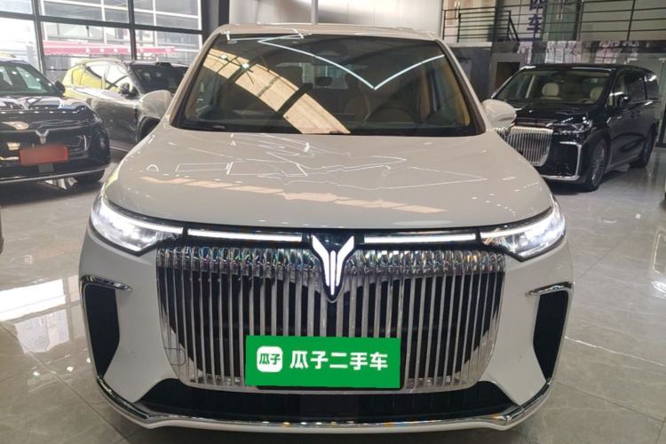 Used VOYAH Dream 2025 PHEV Four-Wheel Drive Prestige Kunpeng Edition Front