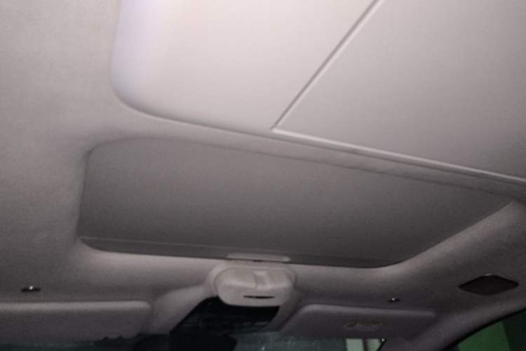 Used VOYAH Dream 2025 PHEV Four-Wheel-Drive Flagship Version – Qiankun Edition Headliner
