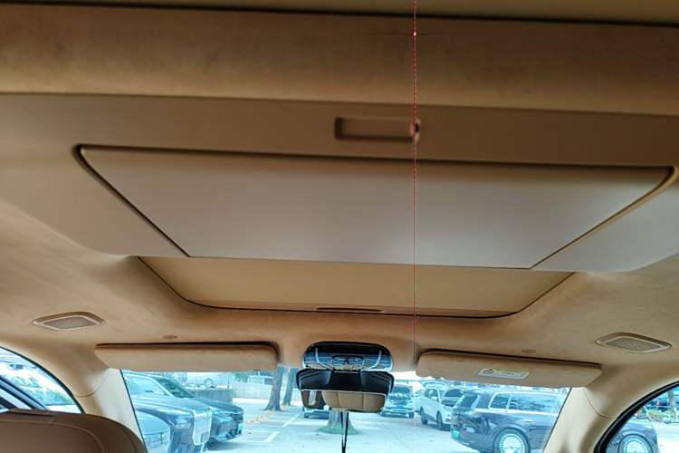 Used VOYAH Dream 2025 PHEV Four-Wheel-Drive Flagship Version – Qiankun Edition Headliner