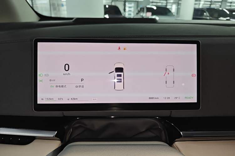 Used VOYAH Dream 2025 PHEV Four-Wheel Drive Prestige Kunpeng Edition Instrument Cluster