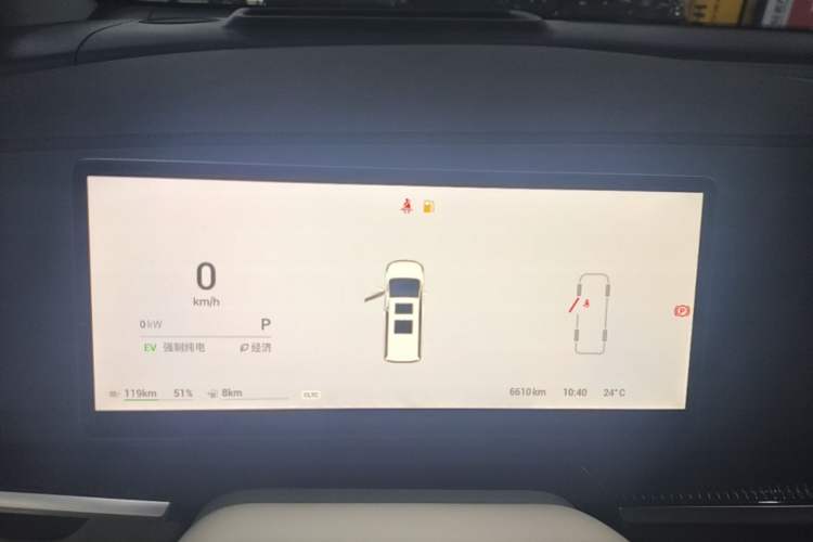 Used VOYAH Dream 2025 PHEV Four-Wheel Drive Prestige Kunpeng Edition Instrument Cluster