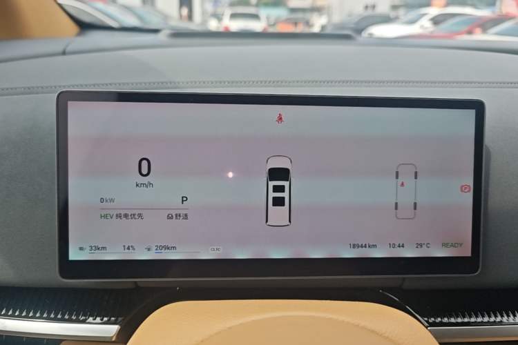 Used VOYAH Dream 2025 PHEV Four-Wheel Drive Prestige Kunpeng Edition Instrument Cluster