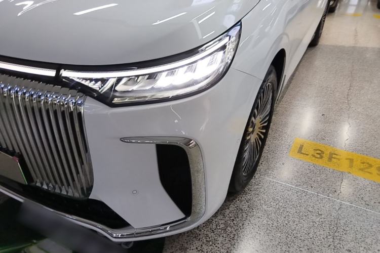 Used VOYAH Dream 2025 PHEV Four-Wheel Drive Prestige Kunpeng Edition Left Front Headlight