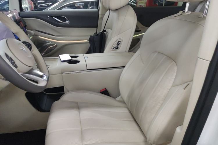 Used VOYAH Dream 2025 PHEV Four-Wheel Drive Prestige Kunpeng Edition Left Front Seat