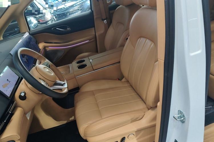 Used VOYAH Dream 2025 PHEV Four-Wheel Drive Prestige Kunpeng Edition Left Front Seat