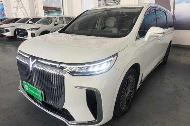 Used VOYAH Dream 2025 PHEV Four-Wheel Drive Prestige Kunpeng Edition