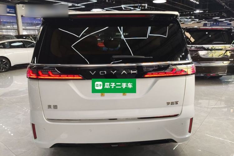 Used VOYAH Dream 2025 PHEV Four-Wheel Drive Prestige Kunpeng Edition Rear