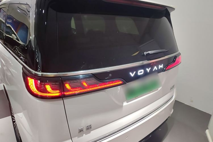 Used VOYAH Dream 2025 PHEV Four-Wheel Drive Prestige Kunpeng Edition Rear