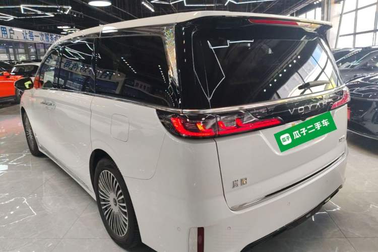 Used VOYAH Dream 2025 PHEV Four-Wheel Drive Prestige Kunpeng Edition Rear Left 45 Deg