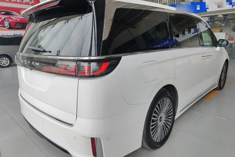 Used VOYAH Dream 2025 PHEV Four-Wheel-Drive Flagship Kunpeng Edition Rear Right 45 Deg