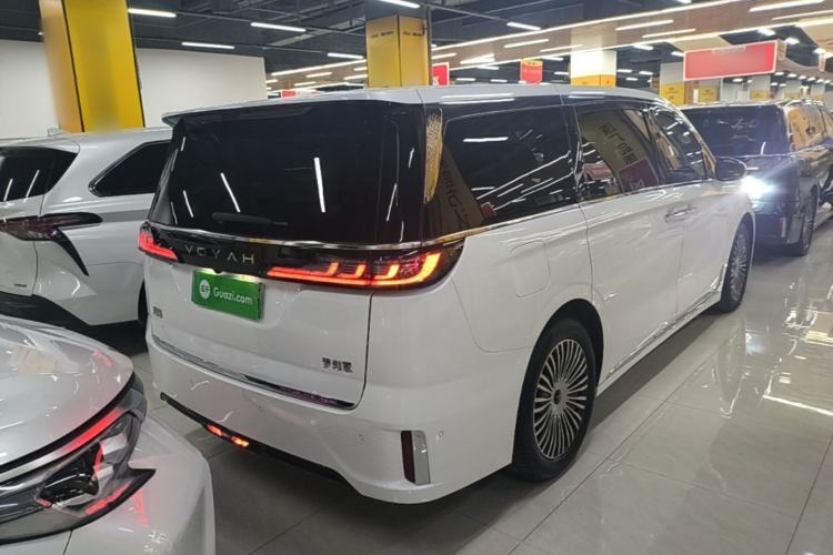 Used VOYAH Dream 2025 PHEV Four-Wheel Drive Prestige Kunpeng Edition Rear Right 45 Deg