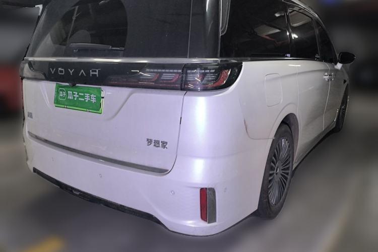 Used VOYAH Dream 2025 PHEV Four-Wheel-Drive Flagship Version – Qiankun Edition Rear Right 45 Deg