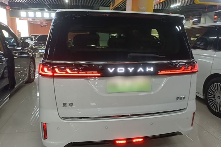 Used VOYAH Dream 2025 PHEV Four-Wheel-Drive Flagship Kunpeng Edition Rear