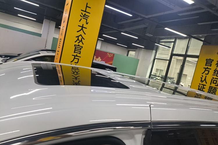 Used VOYAH Dream 2025 PHEV Four-Wheel Drive Prestige Kunpeng Edition Roof