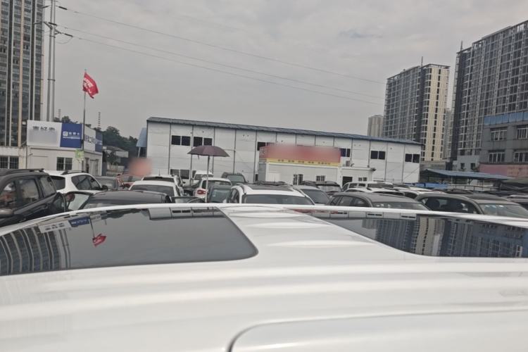 Used VOYAH Dream 2025 PHEV Four-Wheel Drive Prestige Kunpeng Edition Roof