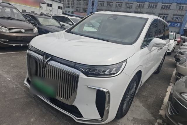 Used VOYAH Dream 2025 PHEV Four-Wheel Drive Prestige Kunpeng Edition