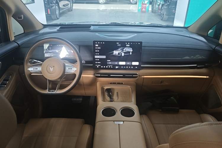 Used VOYAH Dream 2026 Model PHEV Qiankun Pro Center Console