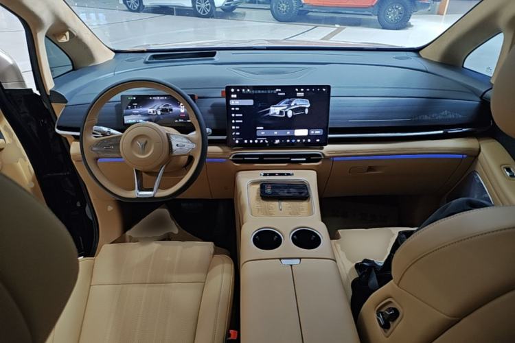 Used VOYAH Dream 2026 Model PHEV Qiankun Ultra Center Console