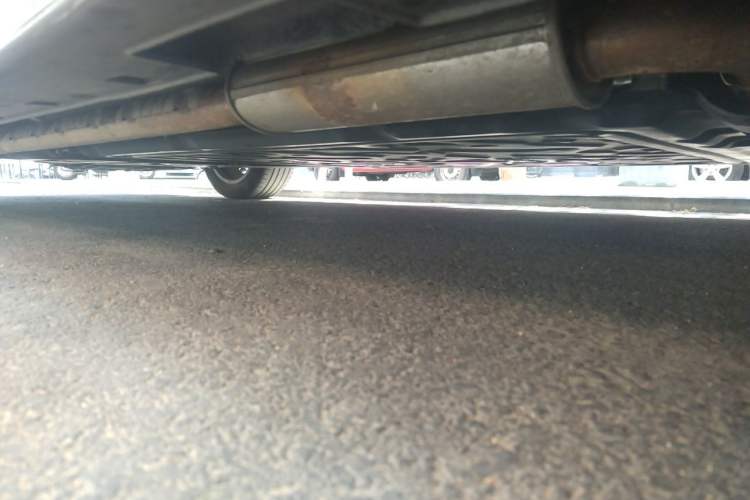 Used VOYAH Dream 2026 Model PHEV Kunpeng Pro Chassis Front Right