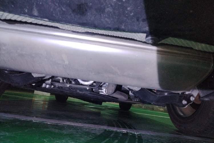 Used VOYAH Dream 2026 Model, PHEV Champion Edition Chassis Rear