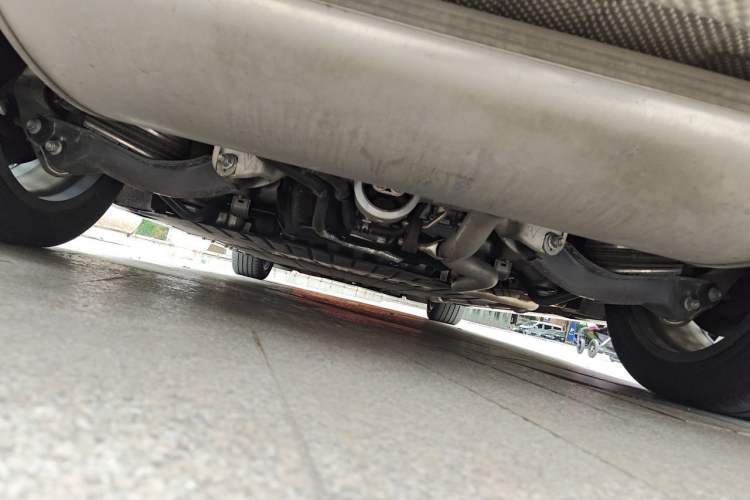 Used VOYAH Dream 2026 Model PHEV Qiankun Ultra Chassis Rear