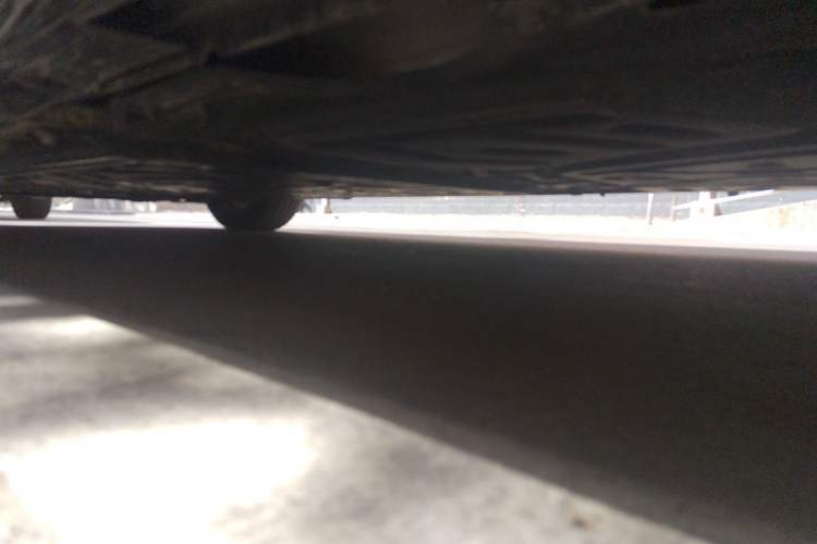 Used VOYAH Dream 2026 Model PHEV Kunpeng Pro Chassis Rear Left