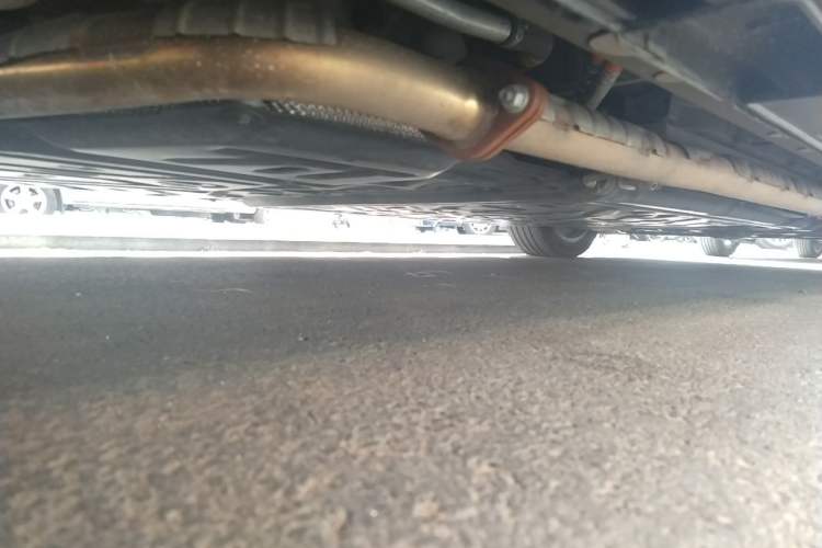 Used VOYAH Dream 2026 Model PHEV Kunpeng Pro Chassis Rear Right