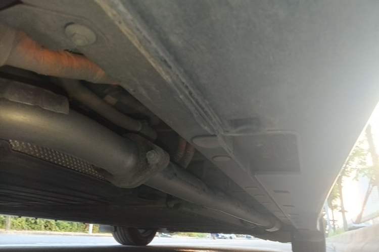 Used VOYAH Dream 2026 Model PHEV Qiankun Pro Chassis Rear Right