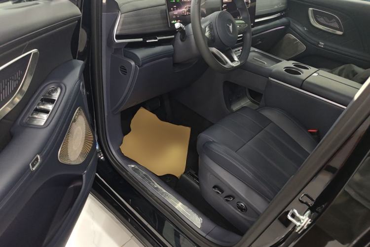 Used VOYAH Dream 2026 Model PHEV Qiankun Ultra Driver Seat