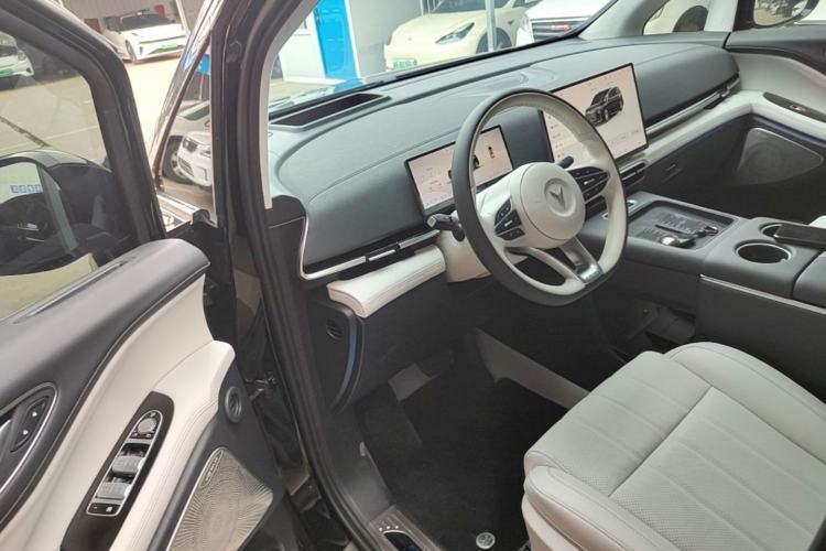 Used VOYAH Dream 2026 Model, PHEV Champion Edition Driver Seat