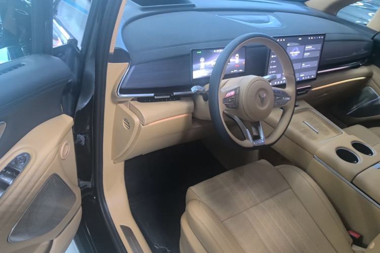 Used VOYAH Dream 2026 Model PHEV Qiankun Ultra Driver Seat